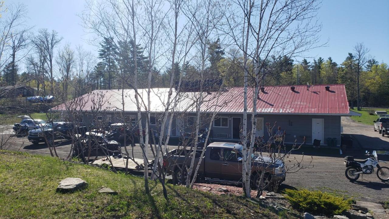 Calabogie Motor Inn Ngoại thất bức ảnh