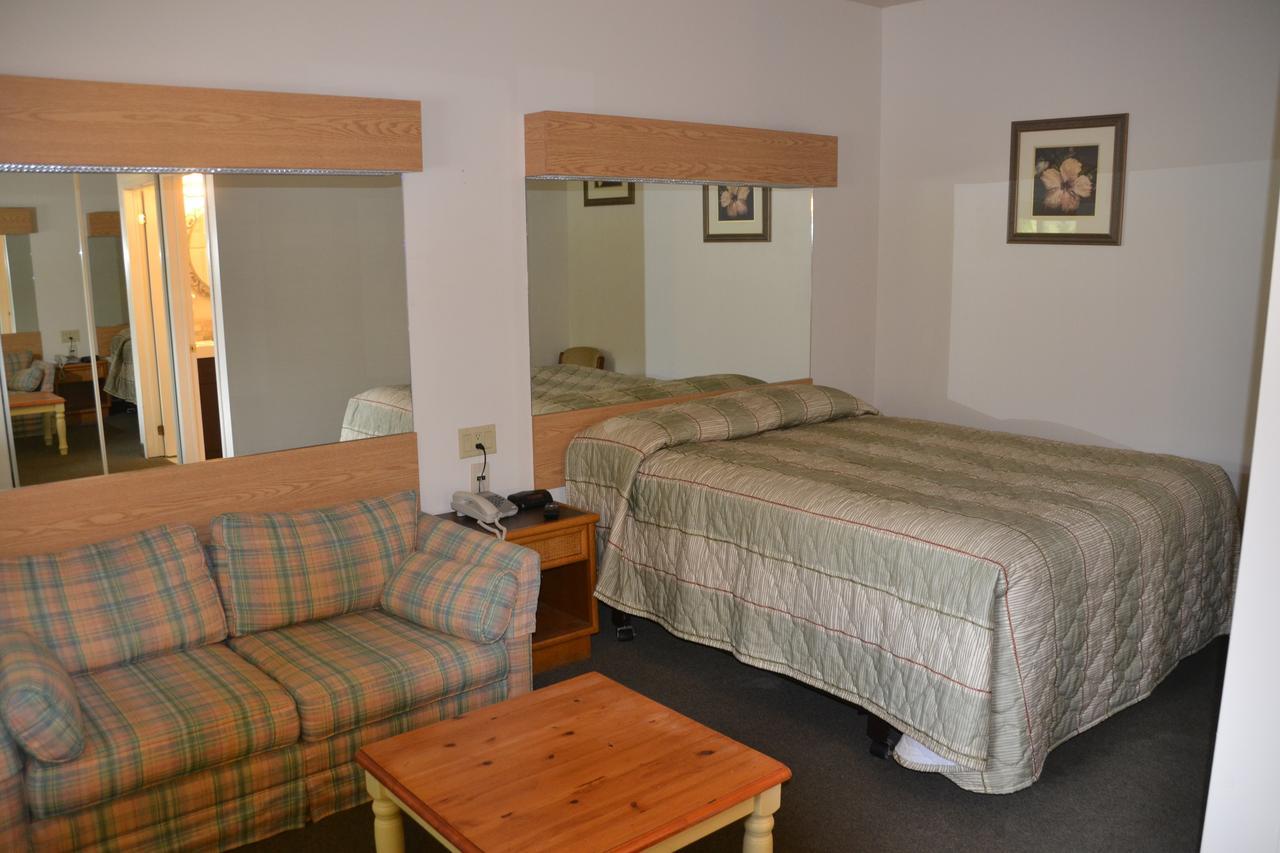 Calabogie Motor Inn Ngoại thất bức ảnh